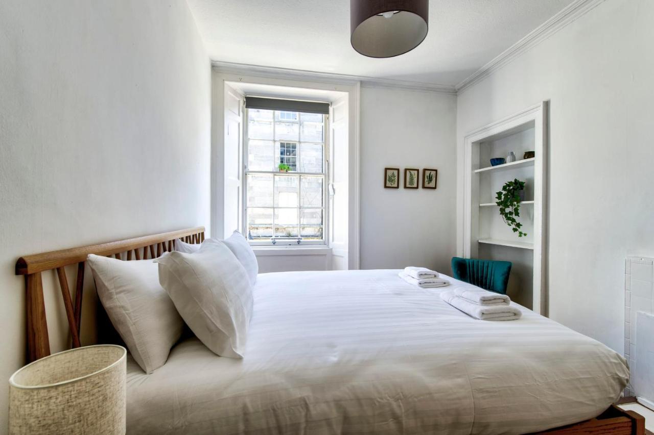 Guestready - Large & Comfortable 3Br Flat In Stockbridge Edimburgo Exterior foto