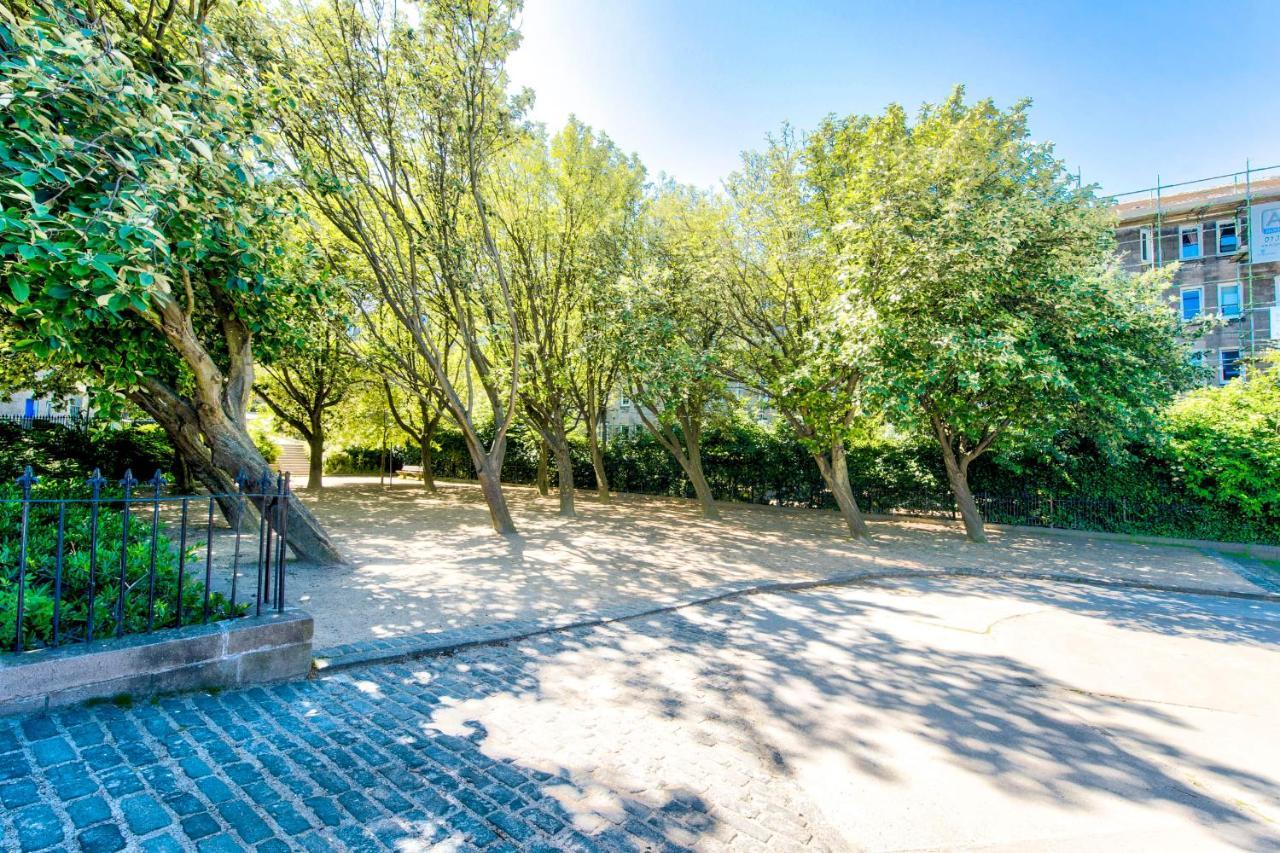 Guestready - Large & Comfortable 3Br Flat In Stockbridge Edimburgo Exterior foto